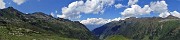 57 Ampia vista sulla Valle Lunga con  Cima di Lemma a sx e Cima Vallocci a dx